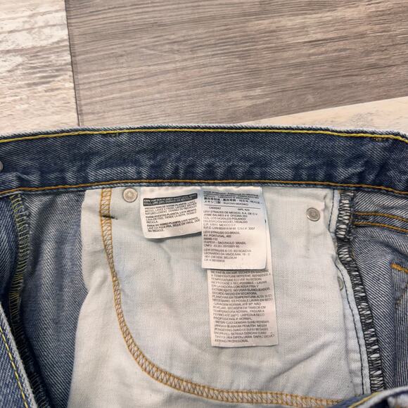 Levis 505 Red Tab Mid Wash Blue Mens 36x33 Regular Fit Straight Leg‎ Denim Jeans - Picture 5 of 10